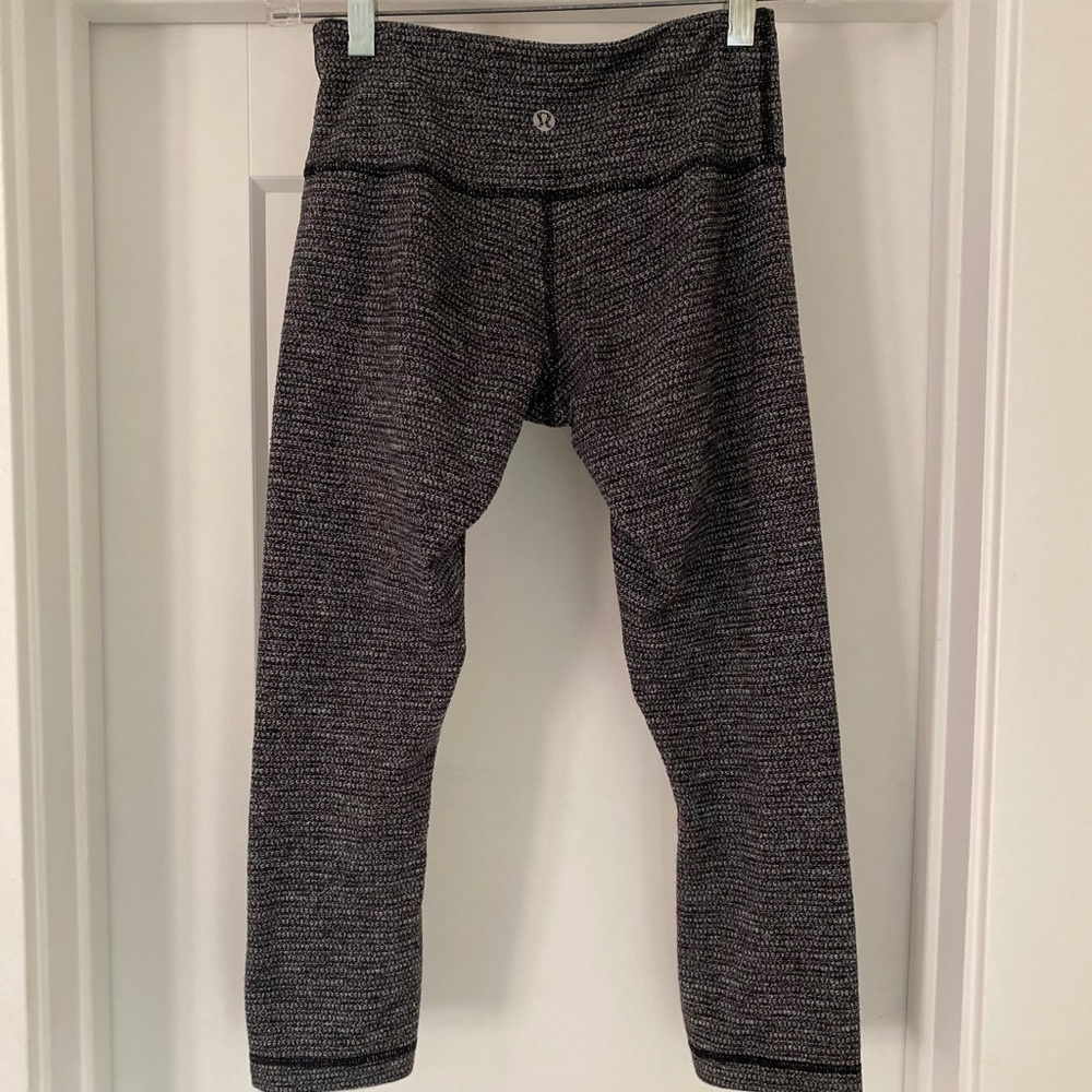 Lululemon Wunder Under Crops